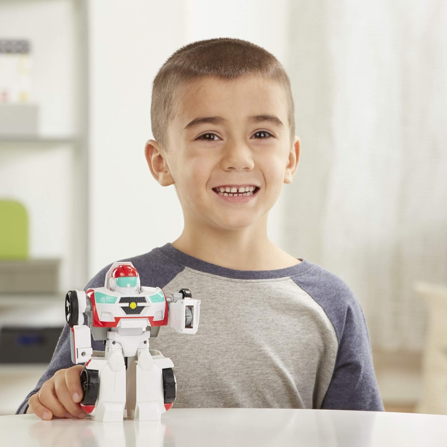Playskool Heroes Rescue Bots Academy Medix The Doc-Bot Converting Toy Robot, 6-Inch Collectible Action Figure Toy for Kids Ages 3 and Up (Amazon Exclusive)
