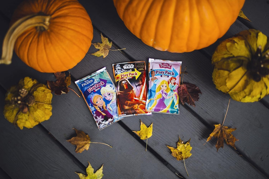 c the Hedgehog Play Packs | Sonic Party Favors | Sonics Coloring Pad, 2 Mini Crayons, and a Sticker | Officially Licensed | 10-Pack Goodie Bags