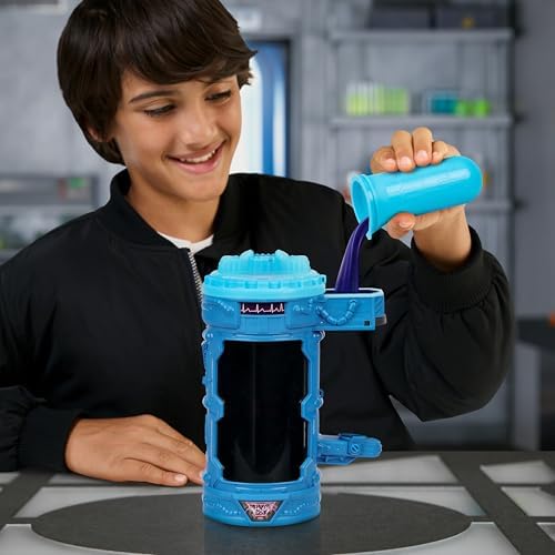 Hyper Fusion Mutators, Experiment & Create The Lightning Panther, Add Mutation Fluid, Press The Fingerprint Scanner & Reveal The Panther, Over 20 Points of Articulation, Collect All 3