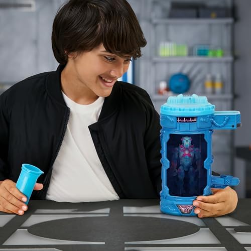 Hyper Fusion Mutators, Experiment & Create The Lightning Panther, Add Mutation Fluid, Press The Fingerprint Scanner & Reveal The Panther, Over 20 Points of Articulation, Collect All 3