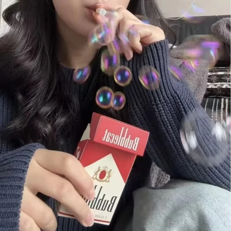 Bubble Cigarette Pack – Realistic Fake Cigarette Bubble Blower with Bubble Solution, Mini Cigarette Bubbles Maker for Stress Relief, Fun Party Gift for Adults