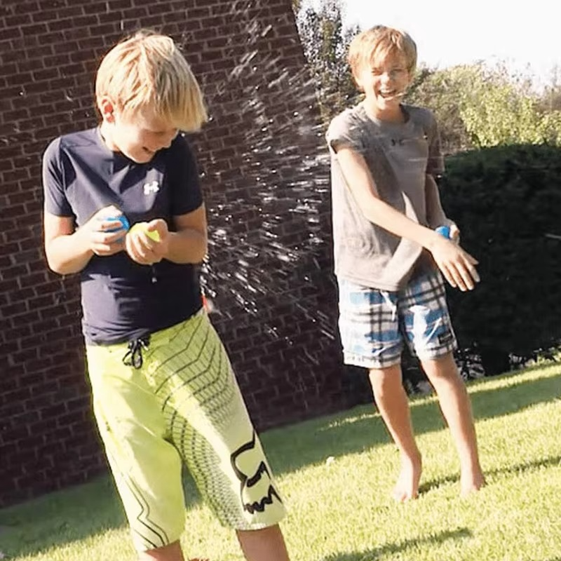 12 Pcs Reusable Water Balloons, Self-Sealing Refillable Water Balls, Pool Toys for Kids Ages 4-14, Pool Beach & Outdoor Water Ballons
